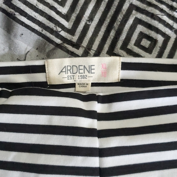 Shorts - Picture 2 of 2